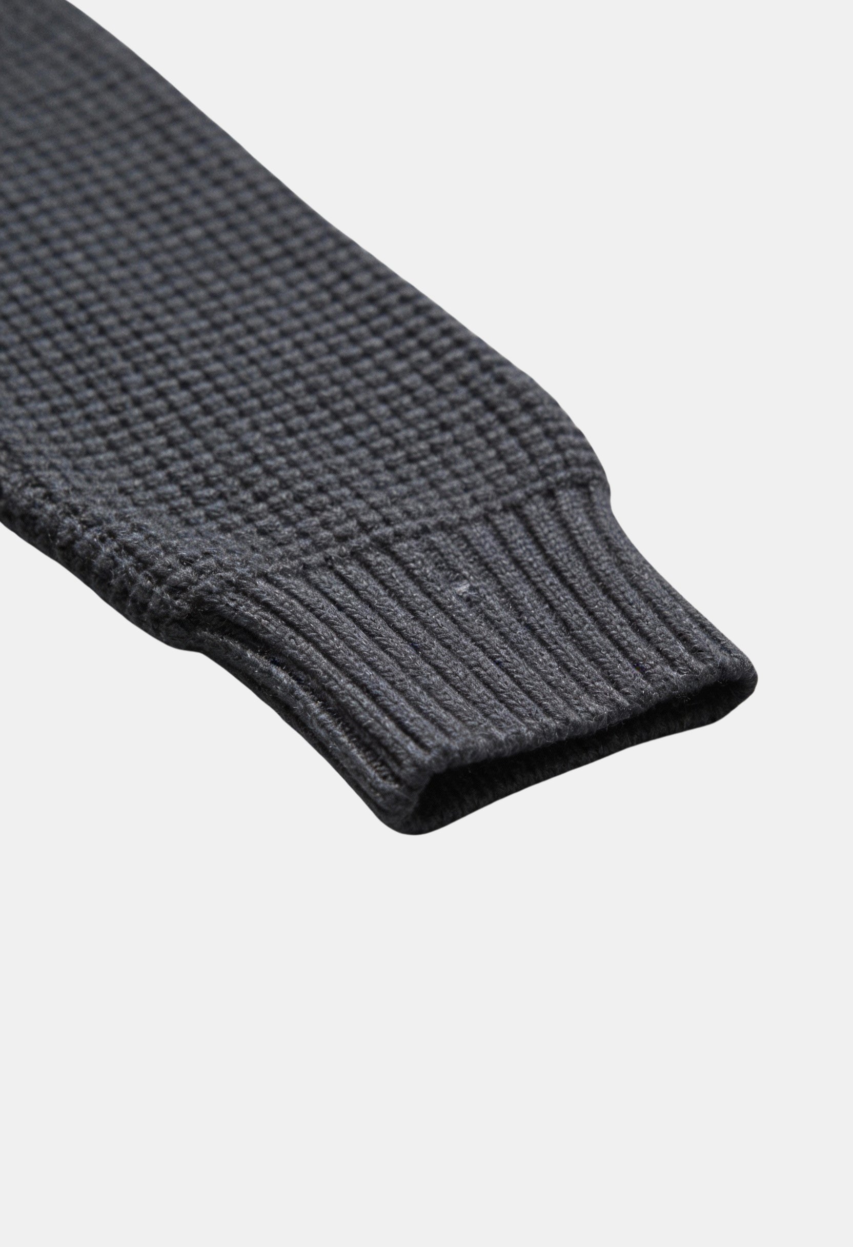 Elegant Men’s Jumper