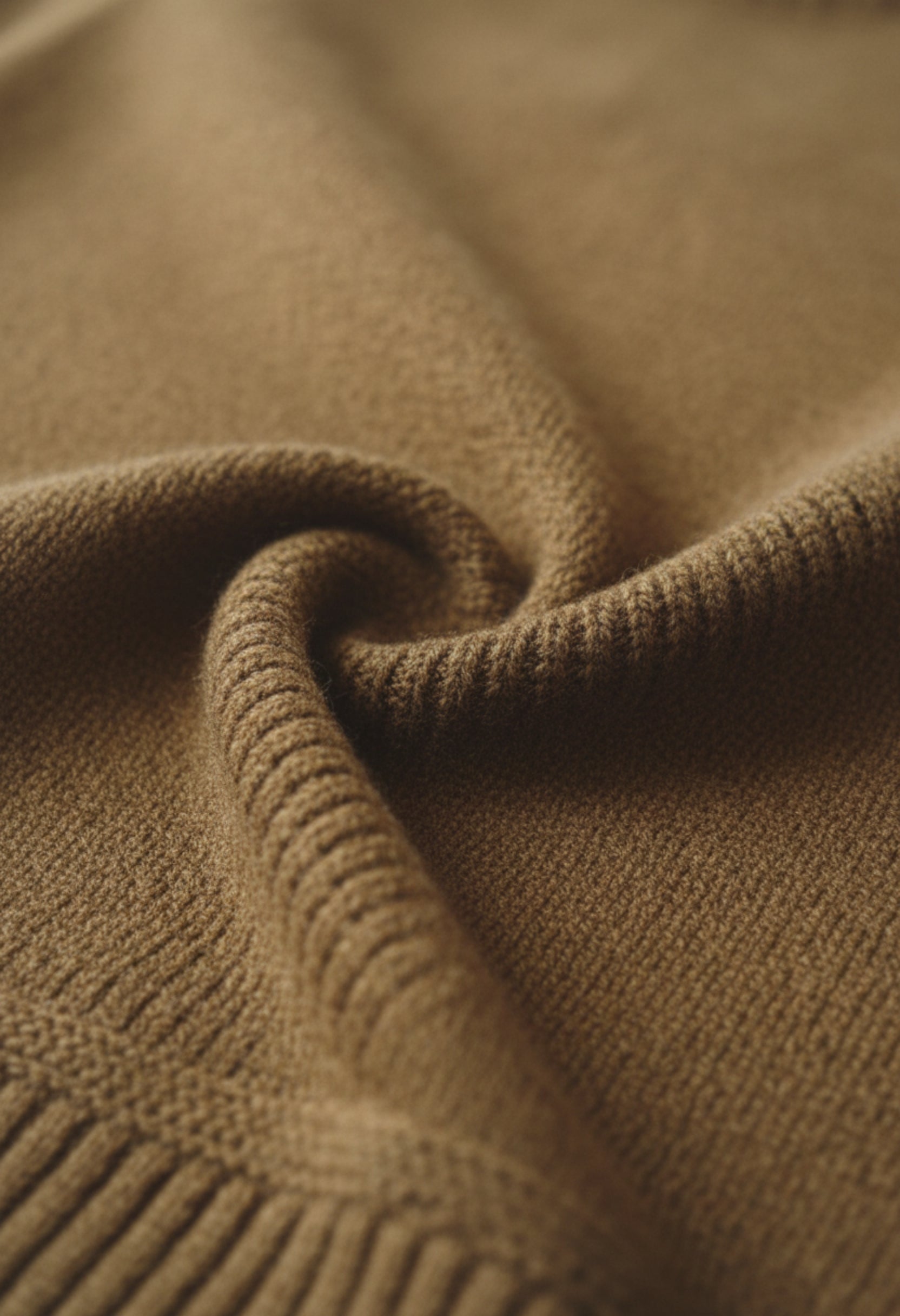 Men’s Vintage Elbow-Patch Knit Sweater