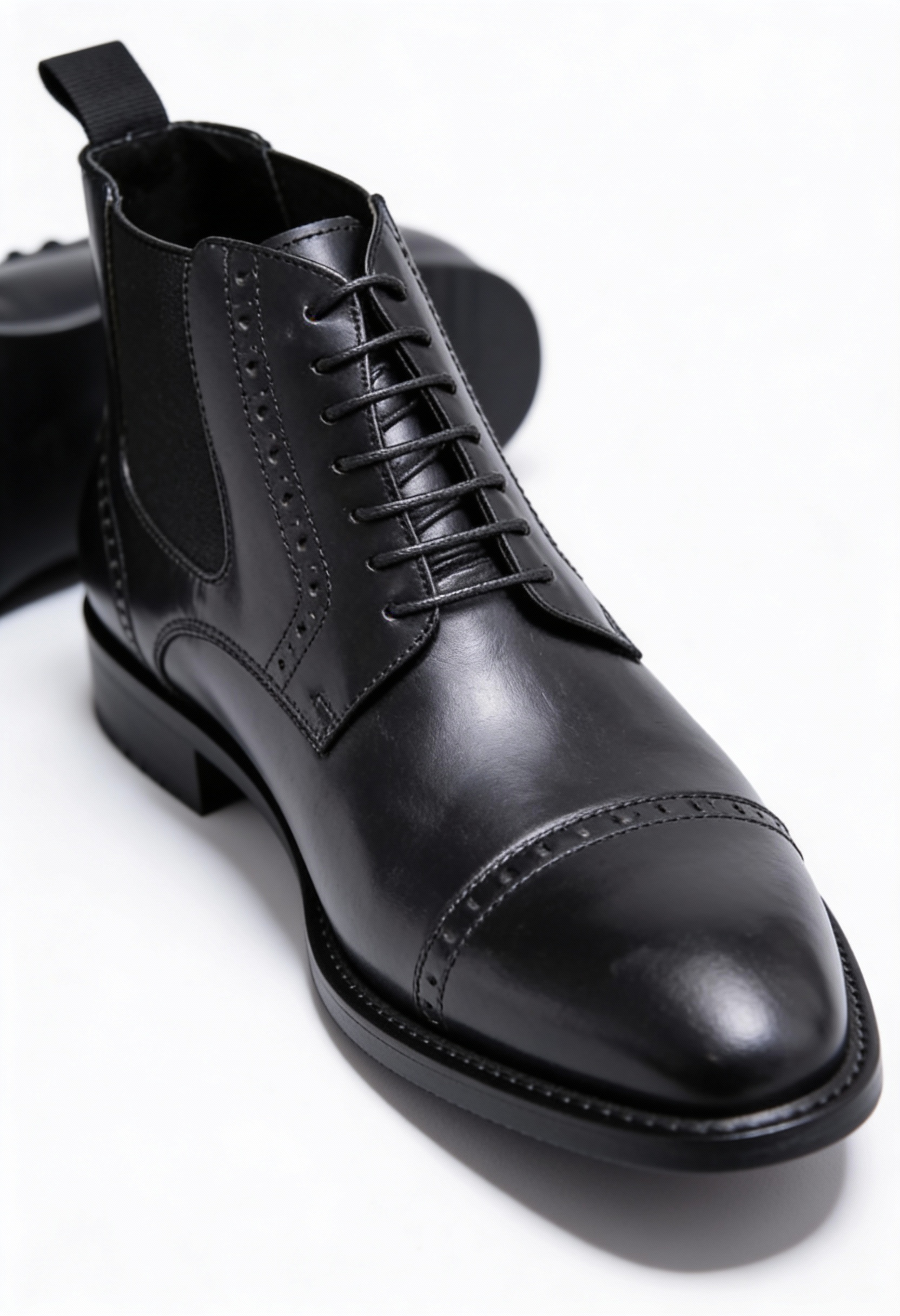Pointed Toe Retro Martin Boots